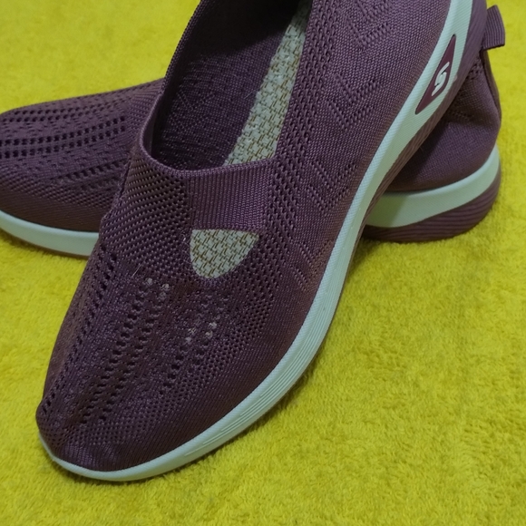 Color purple - Picture 3 of 4